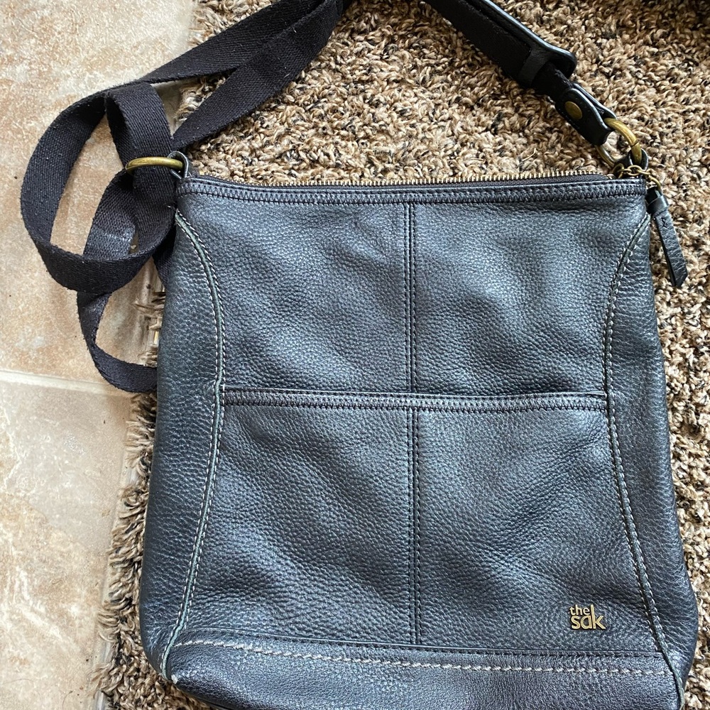 Black crossbody by the Sam